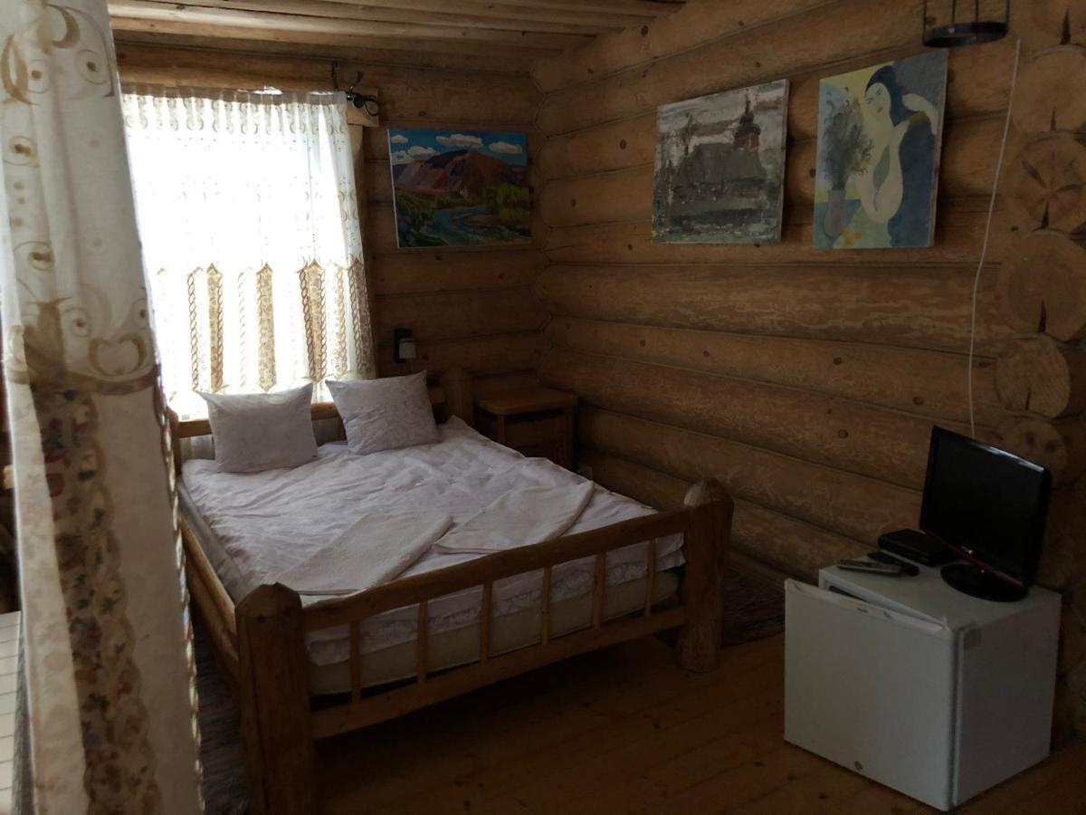 Будинок Художника Шипіт Pilipets Εξωτερικό φωτογραφία
